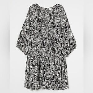 H&M Balloon Sleeved Dress in Black and White 3/4 Length Sleeve Womens Medium